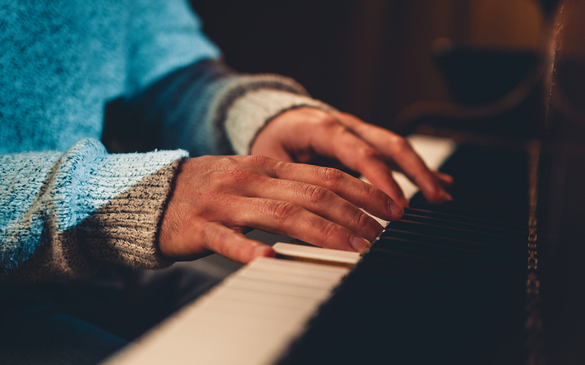 Teaching Adults to Play the Piano